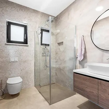 Venera Apartment *